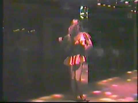 Amanda Love – The Shady Dame from Seville