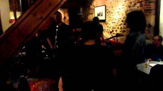 TUPELO SOUL :  playing The DOGS @Le  Chapati