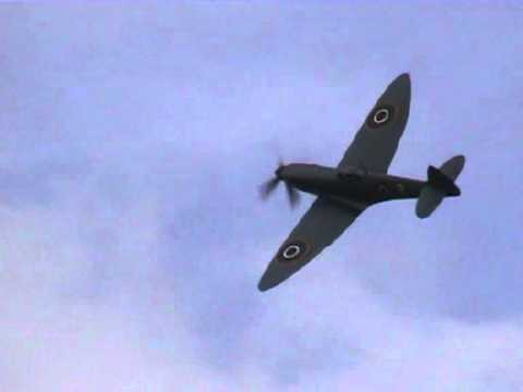 Spitfire 75th Anniversary Flying Display