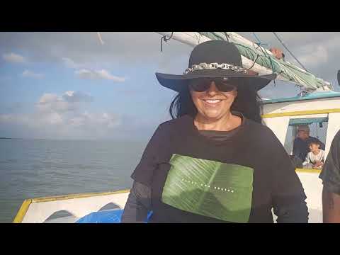 SEGUINDO EM DIREÇÃO A ILHA DOS LENÇOES  RESERVA EXTRATIVISTA DE CURURUPU-MARANHÃO.