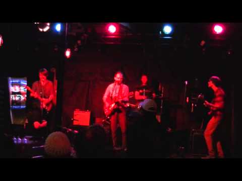 Tim Schweiger & The Middlemen - I Don't Want To Be Your Friend - Phat Headz Green Bay, WI 4/4/2014