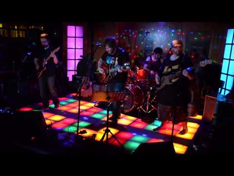 Daybreak Radio - Everyone But Me - Live at The King's Rook - HIGH QUALITY AUDIO