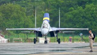 Download lagu 【LIMA2025】Koleksi Video Pertunjukan Penerbangan Akrobatik Su-30MKM Angkatan Udara Malaysia mp3 Download lagu 【LIMA2025】Koleksi Video Pertunjukan Penerbangan Akrobatik Su-30MKM Angkatan Udara Malaysia mp3