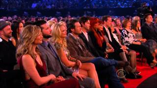 Vince Gill &amp; Carrie Underwood (Jesus take the wheel &amp; How Great thou Art )