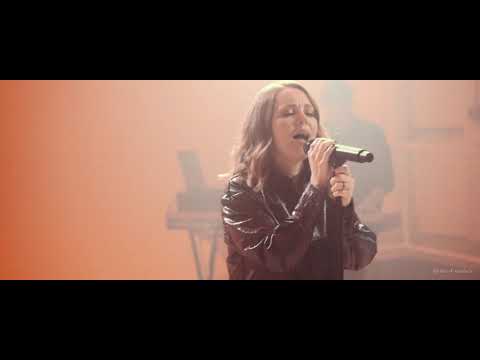 Sarah Reeves - Fuel To My Fire (Live)