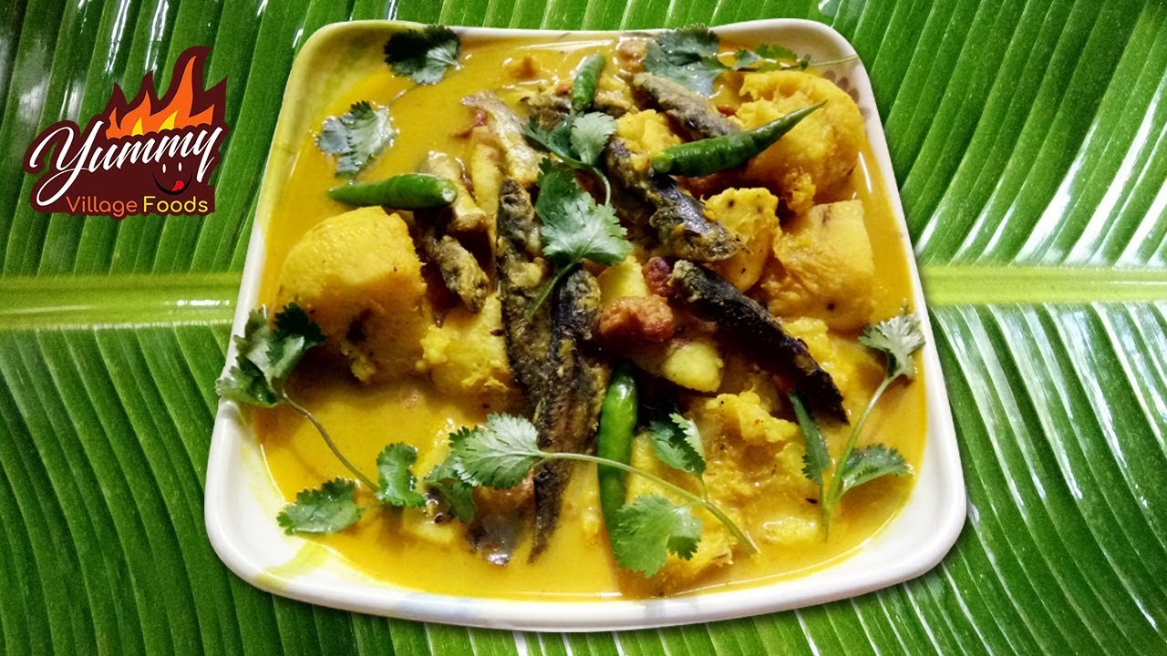 Chupri alu tangra fish recipe| chupri aloo tangra mach by Yummy Village Foods