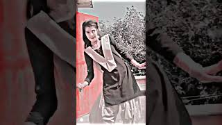 Download lagu khol ke petikot marb chauki per chot ho😂#shorts #youtubeshorts #dance mp3