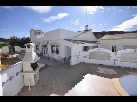 SOLD - Villa Chameleon AH12407 - Stunning 3 bed 3 bath villa with a pool, garage and fantastic views