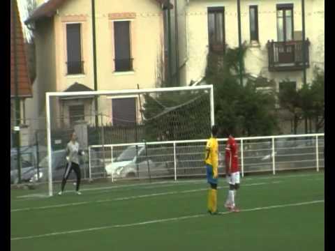 Les-feminines.fr | VGA Saint Maur - Issy FF | Coupe de France | superbe but sur coup franc