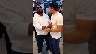 RAEKWON MEETS MARK WAHLBERG AND STARTS SINGING C.R.E.A.M