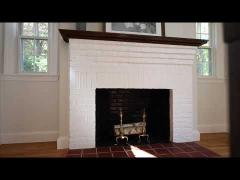 810 West Roxbury Parkway, Chestnut Hill, MA 02467