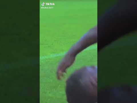 Kimpembe red card vs Rennes