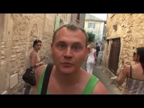 Степан Меньщиков Live - экскурсия по замку Lacoste (Франция)