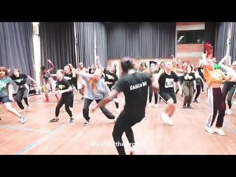 Elephant man - Find it ft Damion BG Dancer