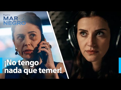 Nefes revela su identidad en la radio - Mar Negro Capítulo 170 | Fugitiva