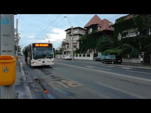 Autobuzul Mercedes-Benz Citaro Euro 3 #4390 efectuând stația "Piața Operei" pe linia 336.