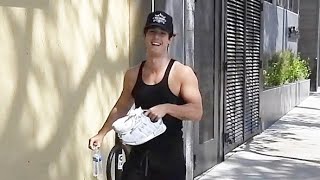 Bryce Hall Flashes His Bulging Biceps At Dogpound Gym
