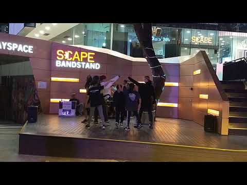 KPOP Dance Off Vol 108: Stray Kidz - Hellevator