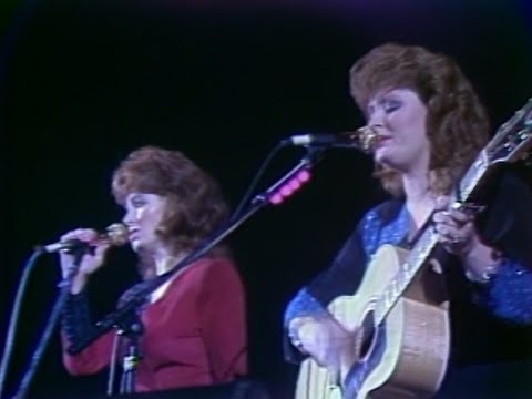 Thumbnail for Naomi Judd, Wynonna Judd rock 1985 Country Music Festival of the Stars in  Louisville by The Judds