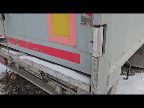 Kraker CF200, with moving floor