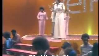 Aretha Franklin performs Rock Steady.mp4