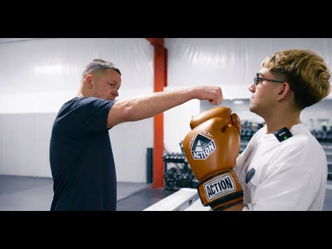 N3on comes to Stockton to train w/ Nate Diaz