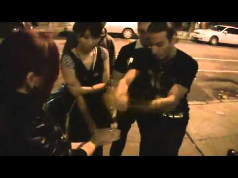 AM/PM by Jonathan Price and Alex Pandrea - www.MJMMagic.com