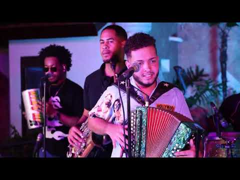 Enyer Acordeon - Ay La Vida (La Magdalena) En Vivo