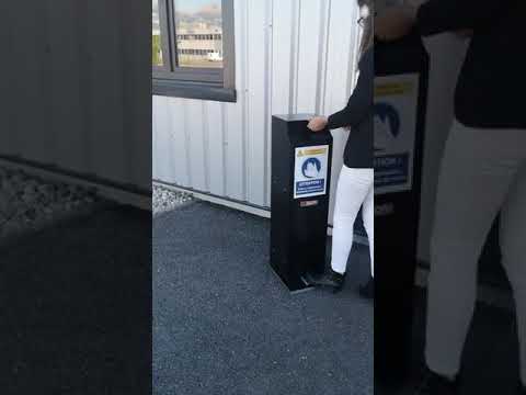 Borne gel hydroalcoolique - sans contact - tous types de pompes Sori