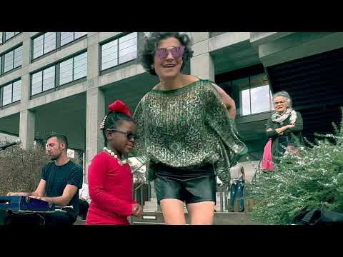 The A Train - Miss Moonshine & 4-yr old Buckdancer - The Human DJ TGIF Atlanta Beltline Kroger