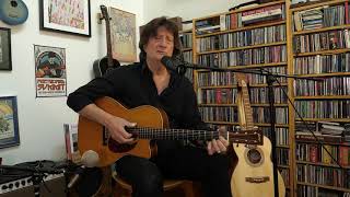 Chris Smither - "Sittin' on Top of the World" | Fretboard Journal