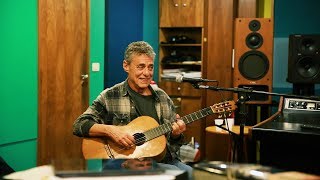 Musik-Video-Miniaturansicht zu Massarandupió Songtext von Chico Buarque