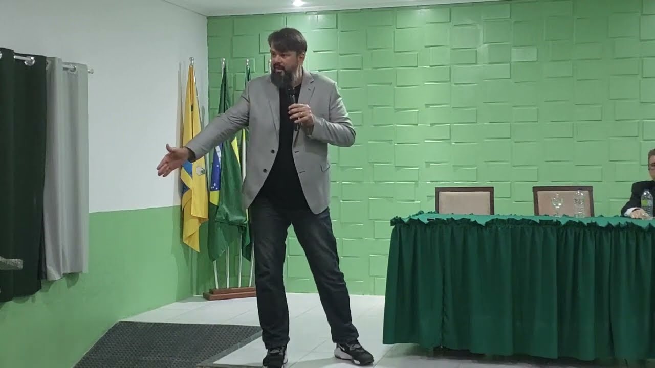 APOLOGÉTICA CULTURAL E AS IDEOLOGIAS COMUNISTAS (Dr  Tassos Lycurgo)
