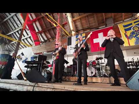 «Swiss Lady» in der Reithalle in St.Moritz