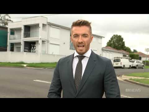 Mark Reddie ABC News 7pm NSW "Global Iraqi MP extortion"