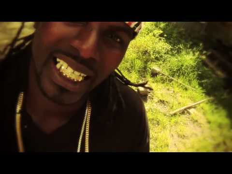 YouTube  Zionomi feat Bobby Bling   Love How You Whinin So   WHO ARE YOU