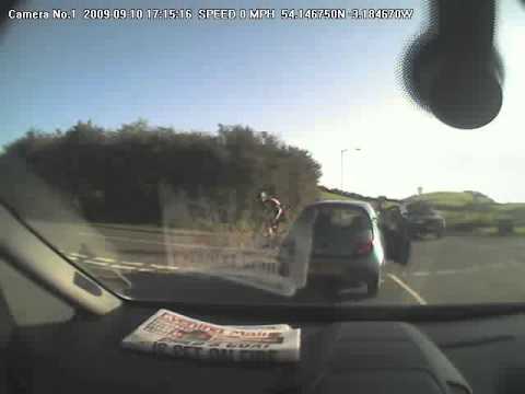 Car waiting top exit from junction doesnt see cyclist