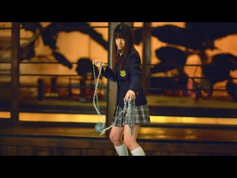 They Underestimated a High School Girl, Unaware She Was the Deadliest Assassin With a Chain of Death