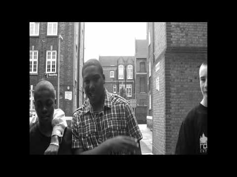 Yung ESS FT MK Gettin Paper