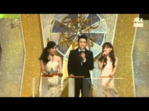 140116 #GoldenDisk Taeyeon & Tiffany MC Cut 2