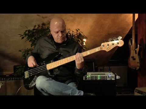 Fender Jazz Bass from 1975 presented by Vintage Guitar Oldenburg and Detlef Blanke