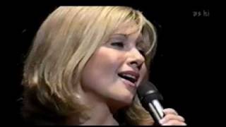 OLIVIA NEWTON JOHN - Come on over - live in Japan