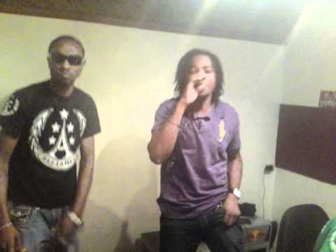 Patexxx & Nymron ,Dutty Coolie Vibing at PayDay's Money House Studios JAN2011