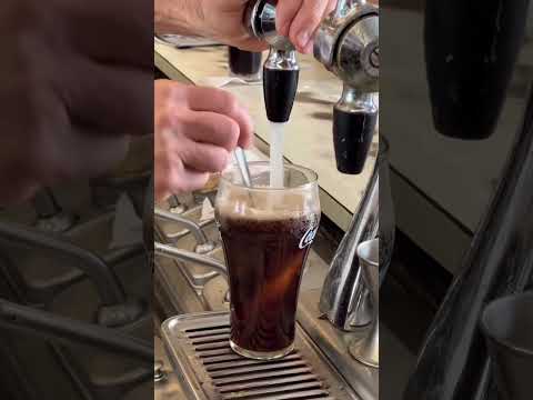 97 years Old Restaurant Serve CoCa Cola in Traditional Way - #viral  #trending #shorts #cocacola