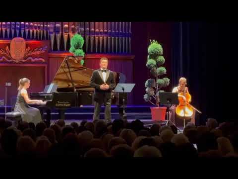 Piotr Beczała: „E lucevan le stelle” - Gala concert with Sophie & Ania Druml