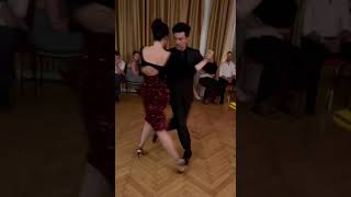 Video thumbnail for Maria Casán & Pablo Ávila: Una fija, Carlos Di Sarli (1/3)