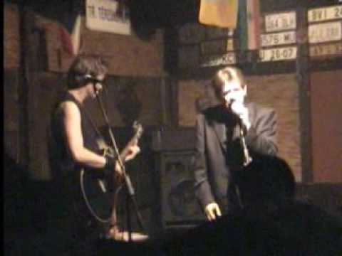 The Russian Doctors: Gelber Schnaps