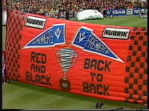 1985 Grand Final Pre game in the rooms & Banner  VFL AFL