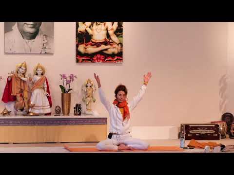Yogastunde Mittelstufe "Ankommensstunde" - Yoga Vidya Live,  11.03.2022, 17:00 Uhr