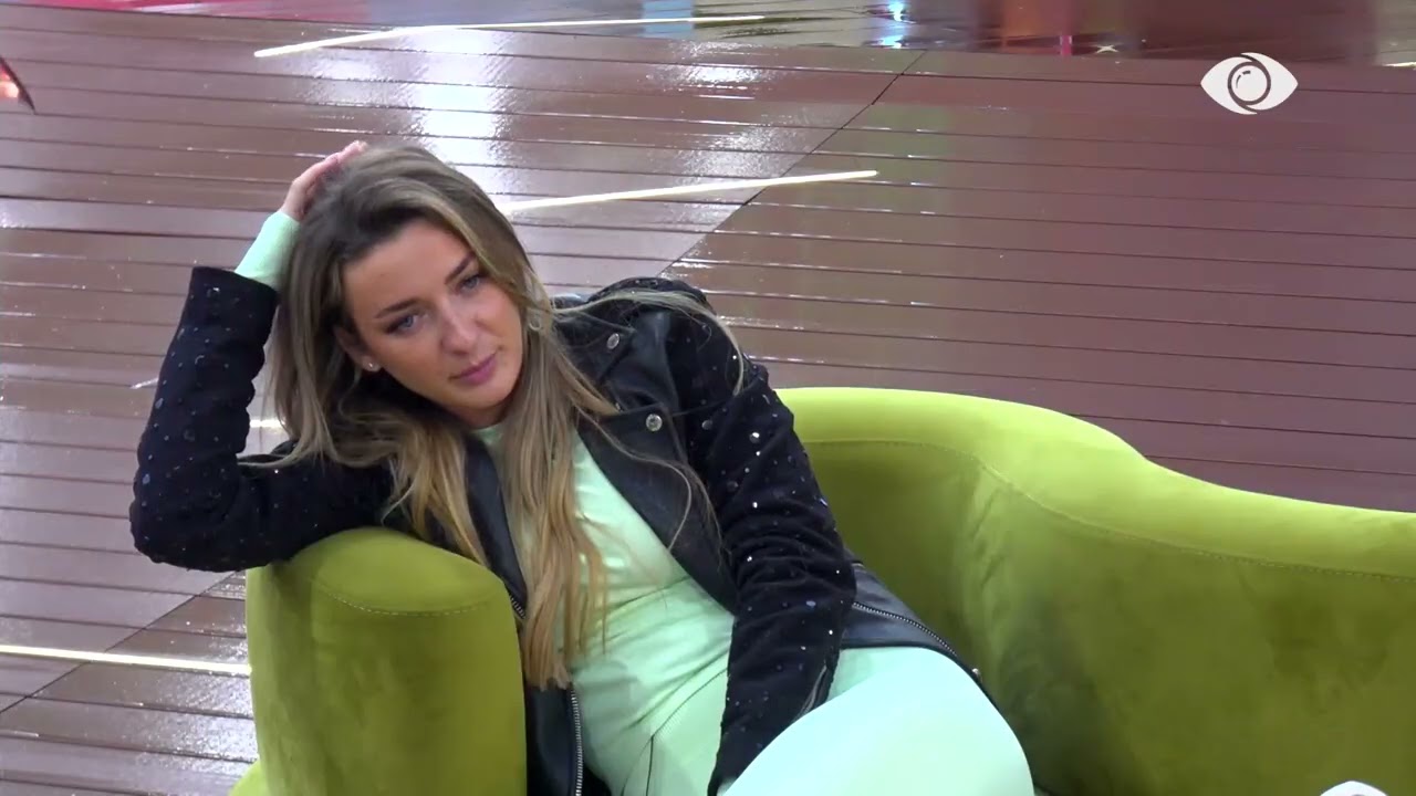 “Nëse ti i hap gjërat e mia personale…”/ Juela i drejtohet Shëndritit për valixhen: Do ta lësh aty